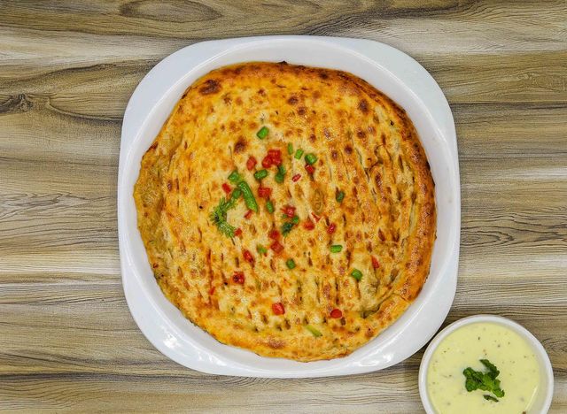 Chicken Qeema Naan